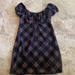 stretchy plaid milkmaid dress